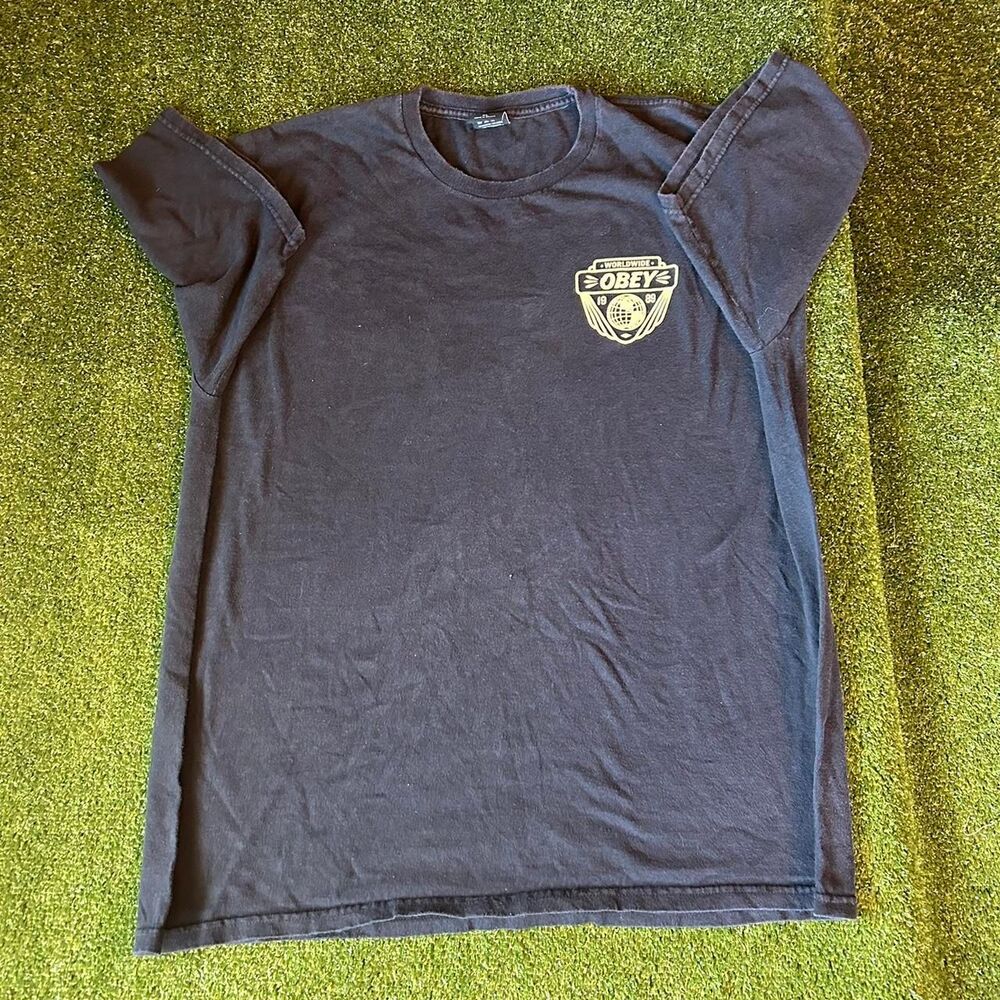 Obey Men's Navy and Black T-shirt
